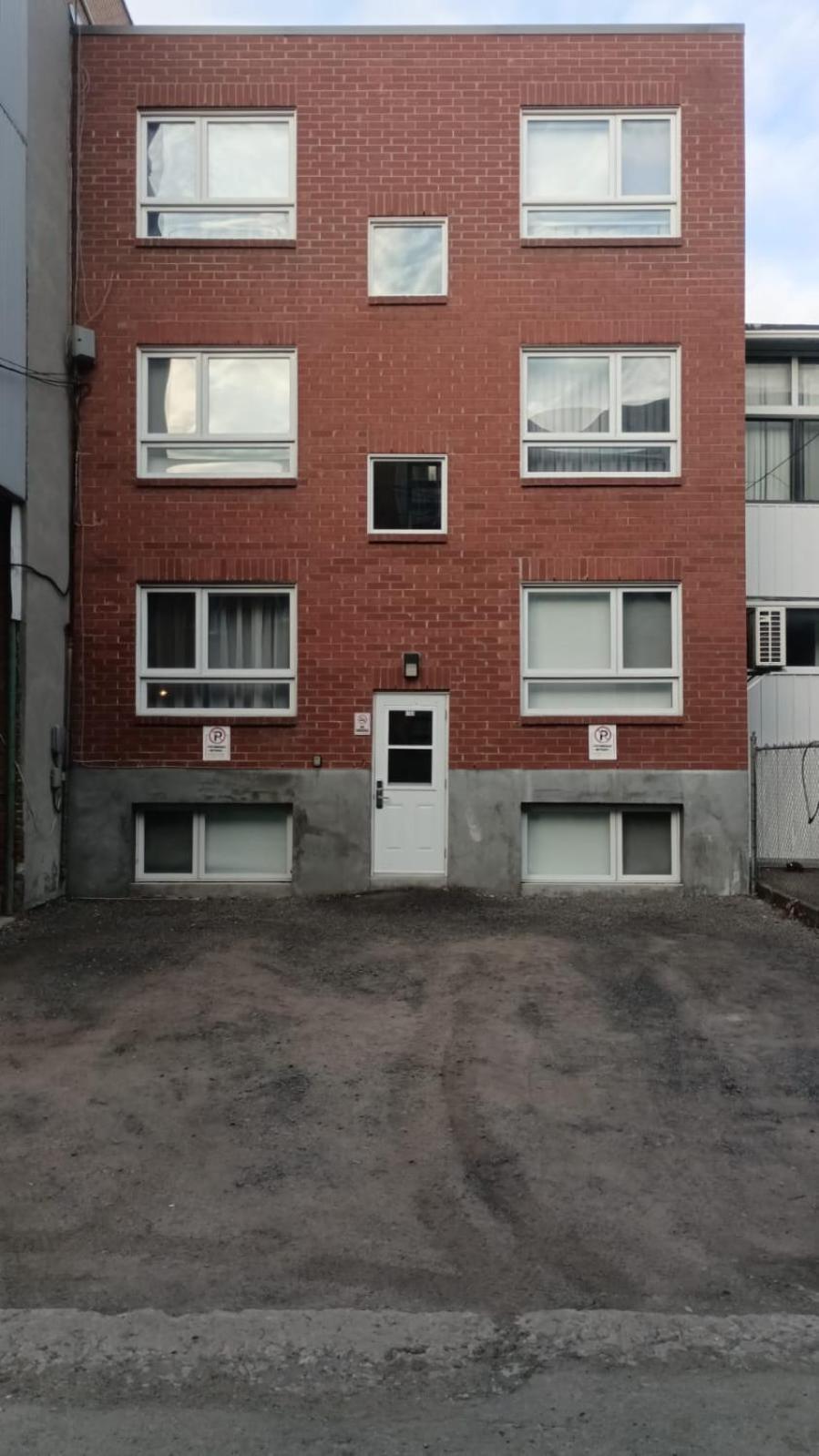 Wonderful Studio In Little Italy With Full Bath By Den Stays Montréal Exterior foto